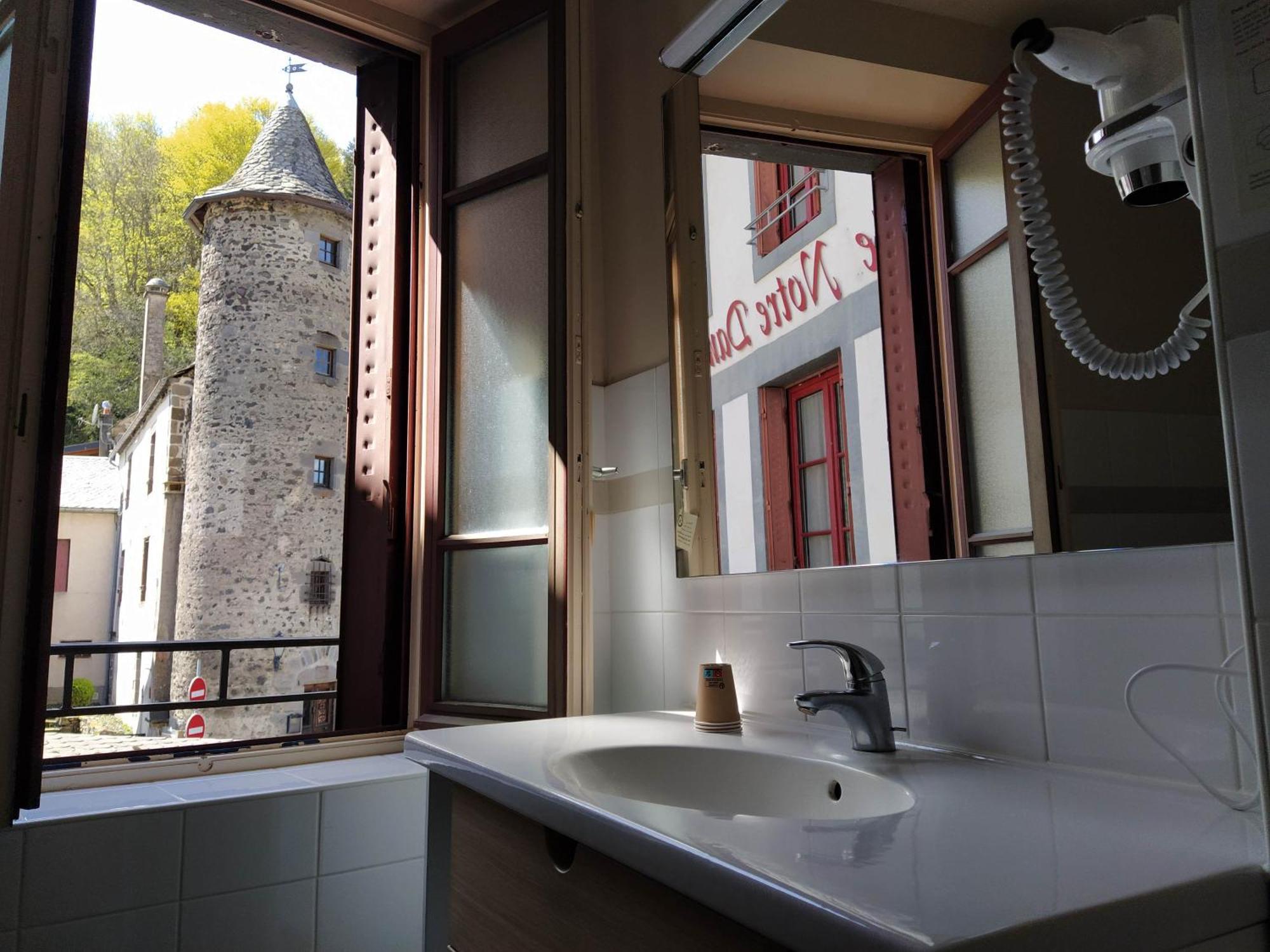 Restaurant Notre Dame Hotel Orcival