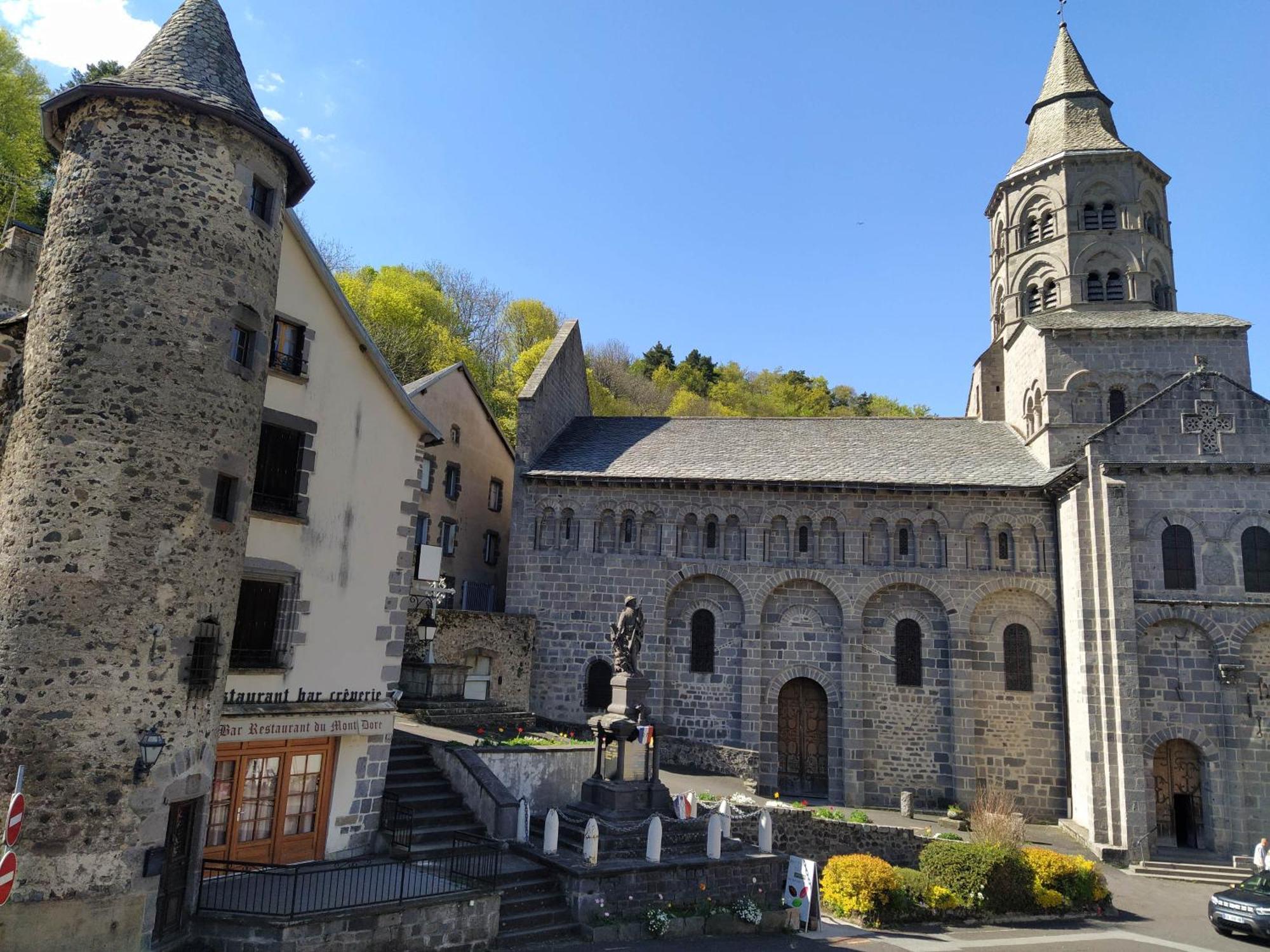 Restaurant Notre Dame Hotel 2*